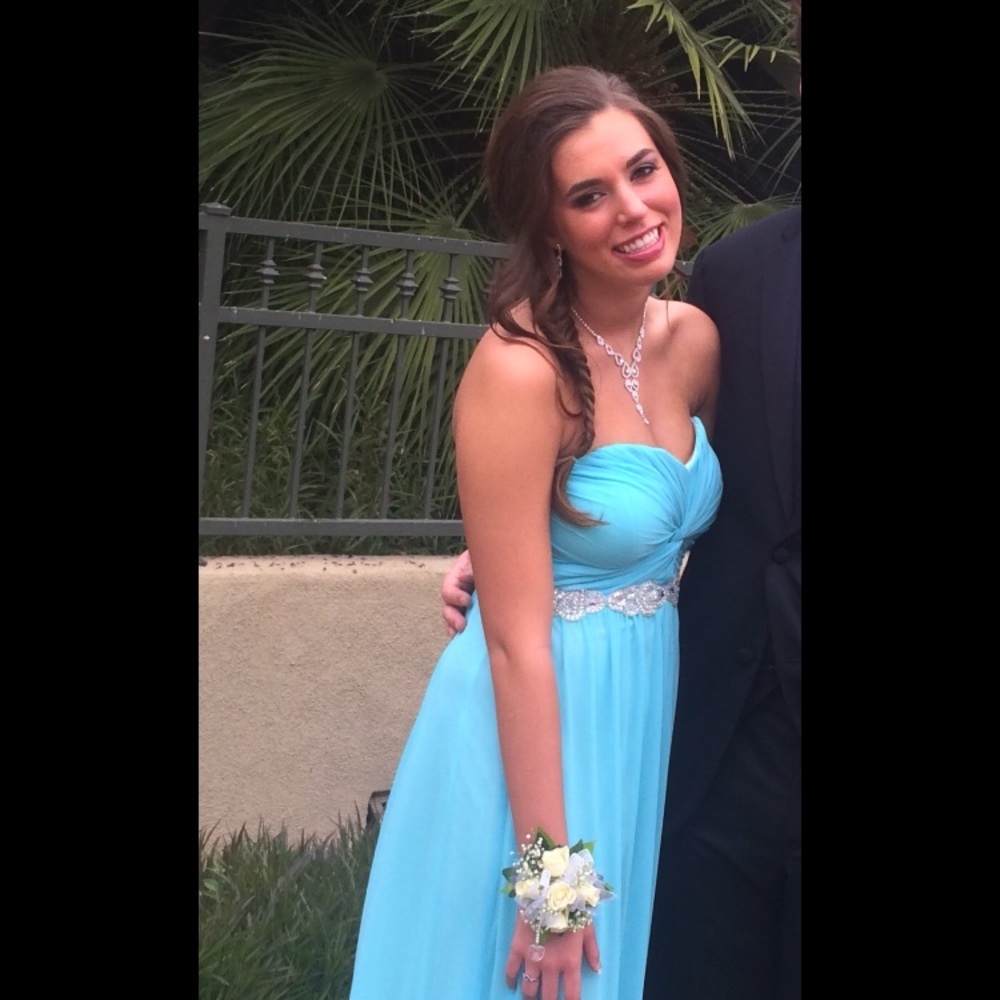 Tiffany blue prom dress